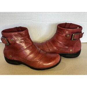 CLARKS Leather Christine Club Ankle Boots Size 6.5 In Burgundy Bordeaux Leather